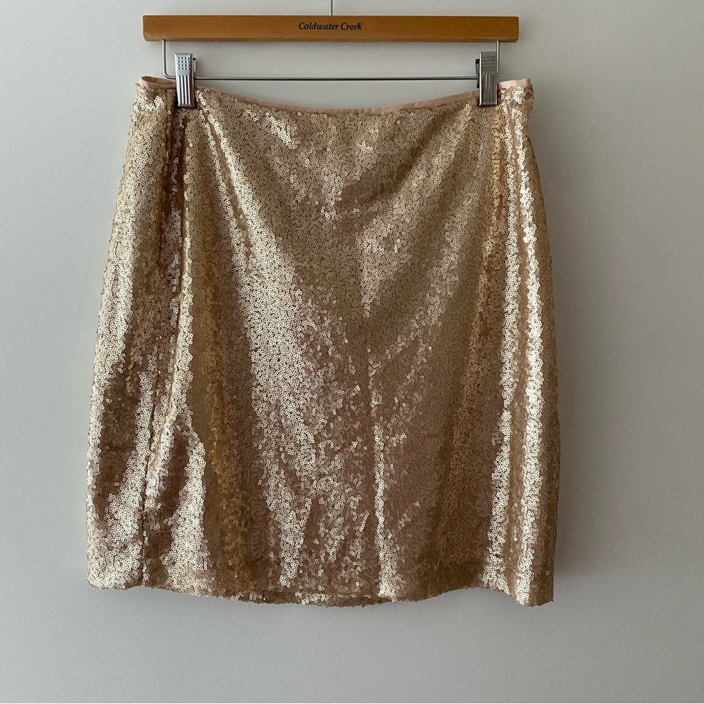 White house black market skirt gold sequins